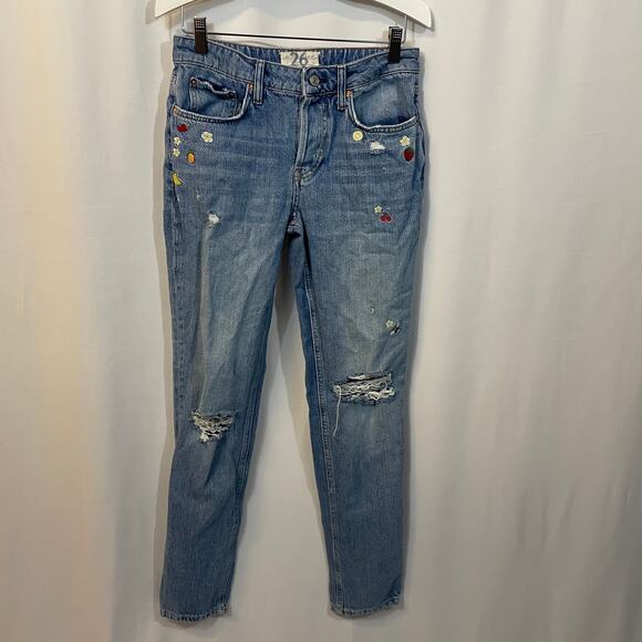 Free People We The Free Embroidered Fruit Straight Leg Distressed Jeans 26 - Picture 1 of 9